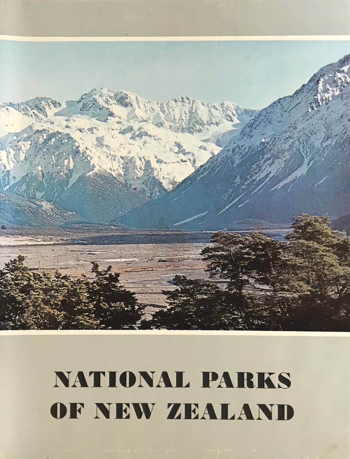 NATIONAL PARKS OF NEW ZEALAND